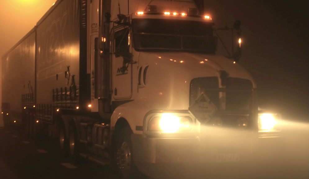truck at night pixlr