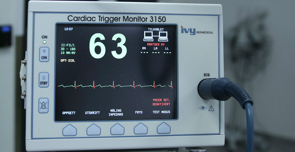 Cardiac EKG pixlr